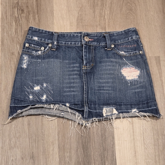 American Eagle Outfitters Dresses & Skirts - American Eagle Outfitters denim mini skirt 4 distressed